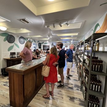 Temecula Olive Oil Company - Free tastings of olive oil & vinegar varieties - Olive Oil Near Me - Temecula, California