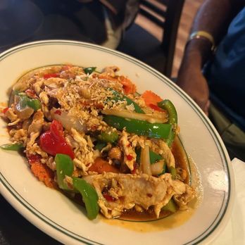 Thai St Cafe - Cashew Nut chicken - Thai Near Me - Las Vegas, Nevada