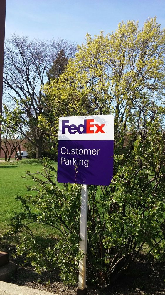 FEDEX SHIP CENTER Updated September 2024 10 Reviews 525 Academy