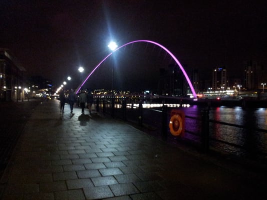 Gateshead Millennium Bridge by null