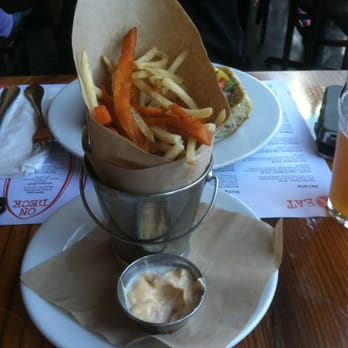Simmzy's - Mixed bag - American Near Me - Manhattan Beach, California