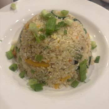 Mimi's Peruvian Cuisine - Arroz Chaufa (vegetariano) - Peruvian Near Me - Honolulu, Hawaii Mimi's Peruvian Cuisine - Arroz Chaufa (vegetariano) - Peruvian Near Me - Honolulu, Hawaii