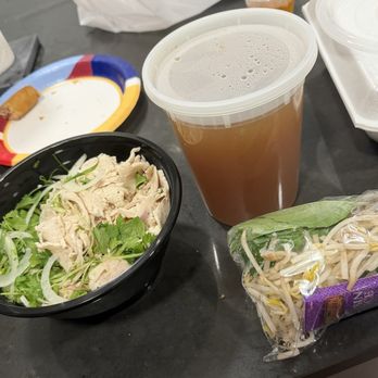 Triple S Pho & Grill - Cypress - Wonton Pho with Chicken, Beef Broth and Fresh Herbs - Vietnamese Near Me - Cypress, Texas