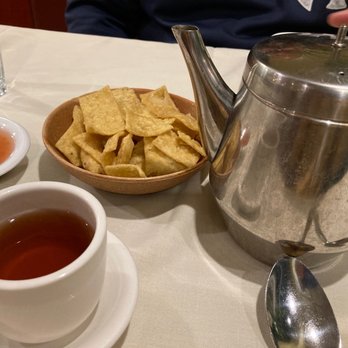Golden Chopsticks - Dinner. Love that it starts with piping hot tea, crispy chinese noodles and duck sauce - Chinese Near Me - Rocky Point, New York