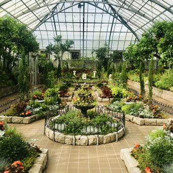 Krohn Conservatory - Tuscany Show - Botanical Gardens Near Me - Cincinnati, Ohio