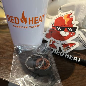 Red Heat Tavern - American Near Me - South Windsor, Connecticut