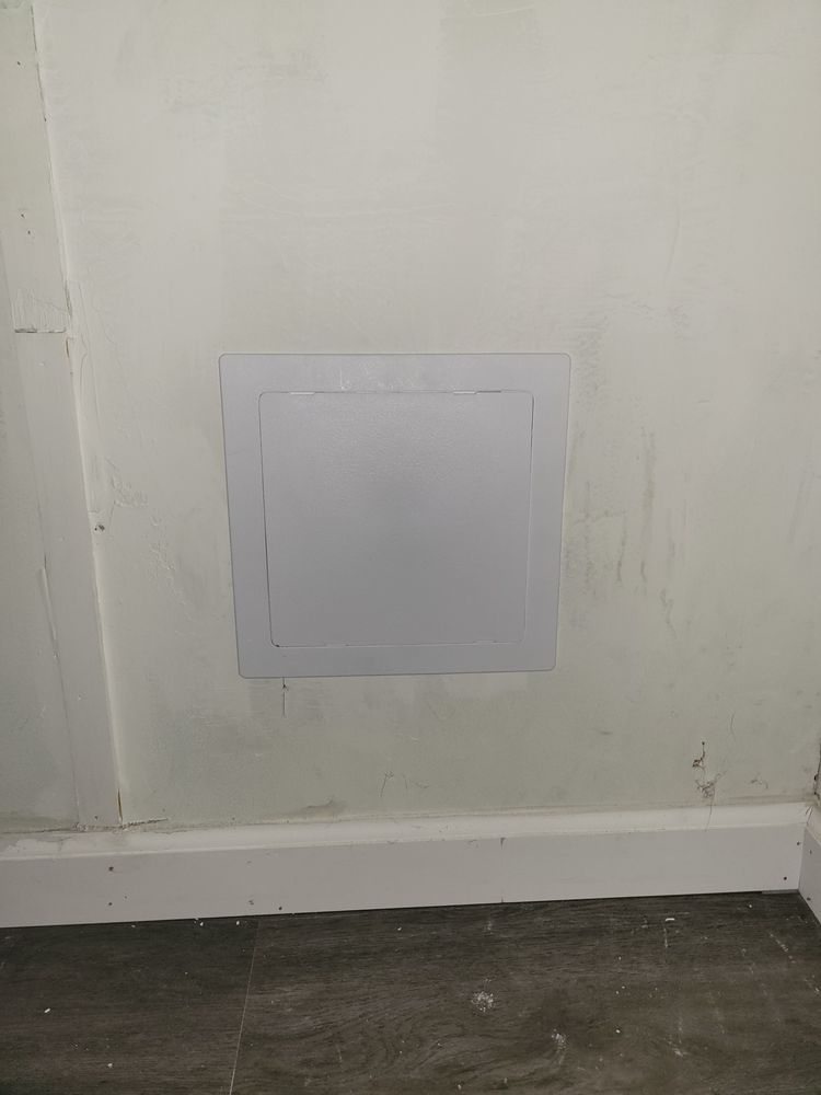 Slide of Projects by Poppe