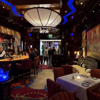 Le Cirque - Bar area - French Near Me - Las Vegas, Nevada