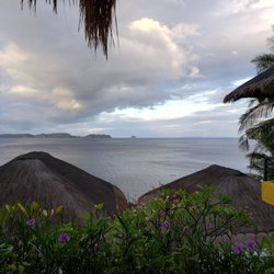Buceo Anilao Beach & Dive Resort - My room views. And I had the cheap one.