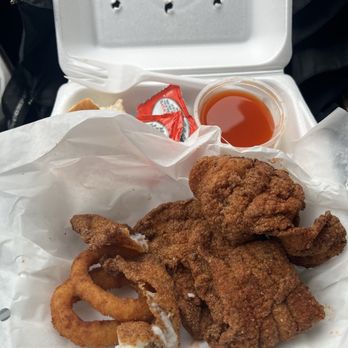 The Fish Market - Sole filet with Cajun seasoning and onion rings - Fish & Chips Near Me - Los Angeles, California