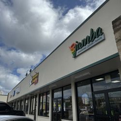 Waimalu Plaza