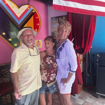 801 Bourbon Bar - Great times with Alvin - Dance Clubs Near Me - Key West, Florida 801 Bourbon Bar - Great times with Alvin - Dance Clubs Near Me - Key West, Florida