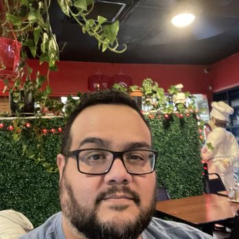 Bussin Pizza & Pasta - Italian Near Me - Raleigh, North Carolina