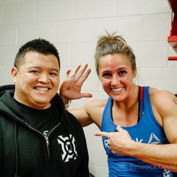 Live Unbroken - CrossFit Games athlete Stacie Tovar getting some help with a hand injury. - Massage Therapy Near Me - San Diego, California Live Unbroken - CrossFit Games athlete Stacie Tovar getting some help with a hand injury. - Massage Therapy Near Me - San Diego, California