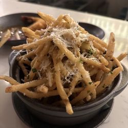 Alibi Bar Lounge - Truffle Fries