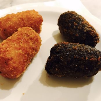 König Barcelona Centre - Croquettes - not enough crunch plus they're tiny - Burgers Near Me - Barcelona, B
