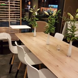 McDonald's - Tische oben erster Stock