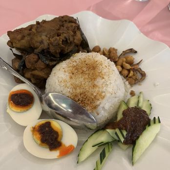 Kapitan - Nasi Lemak - Asian Fusion Near Me - Chicago, Illinois