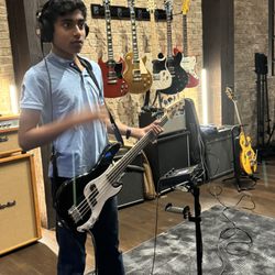 Leander Music School - Anyone have a guitar handy?