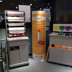 Dm-drogerie Markt - Einpackstation und Rückgabemöglichkeit für Batterien, Leuchtmittel, Deodosen und Verpackungen