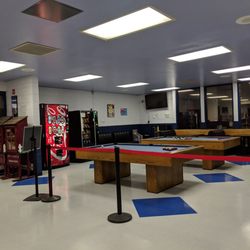 Meerscheidt Recreation Center - Billiards