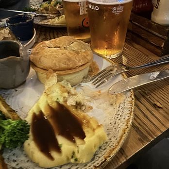St James Tavern - Meat pie - Pubs Near Me - London, XGL St James Tavern - Meat pie - Pubs Near Me - London, XGL