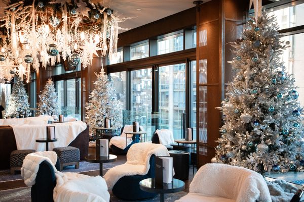 Penthouse on Park by null