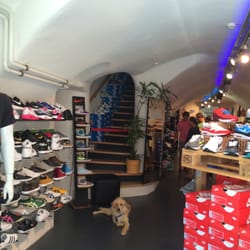 Sneaker Group