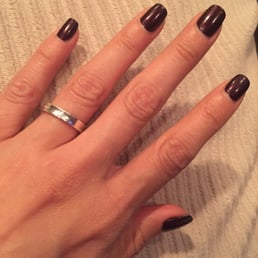 Third day of a basic mani. Still going strong! Yay!! OPI "Every Month is Oktoberfest"