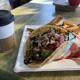 Falafel gyro