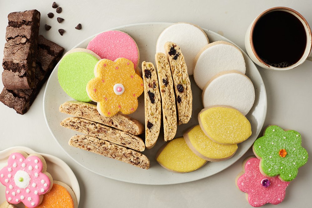 Biscotti Cookies and Cakes Logo