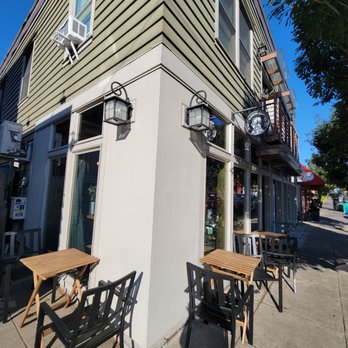Saint Simon Coffee Co - Outside seats - Coffee & Tea Near Me - Portland, Oregon Saint Simon Coffee Co - Outside seats - Coffee & Tea Near Me - Portland, Oregon