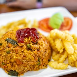 Fonda Colombiana #2 - Arroz con Pollo ($19.50)