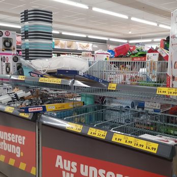Penny - Discount Store Near Me - Aschheim, BY