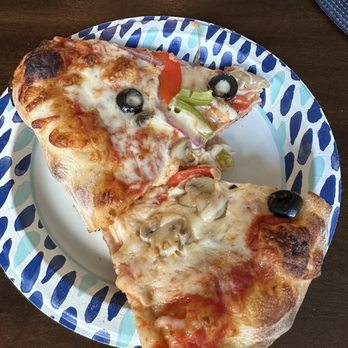 Grampie's Pizzeria - Veggie Nona's pizza. - Pizza Near Me - Cibolo, Texas Grampie's Pizzeria - Veggie Nona's pizza. - Pizza Near Me - Cibolo, Texas