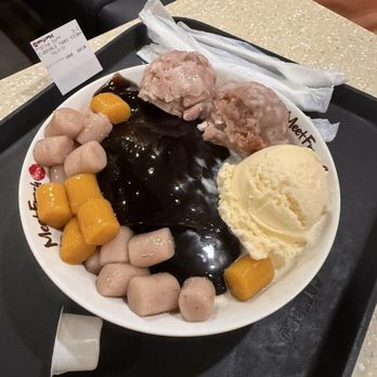 Meet Fresh - Double taro signature - Desserts Near Me - Hacienda Heights, California Meet Fresh - Double taro signature - Desserts Near Me - Hacienda Heights, California