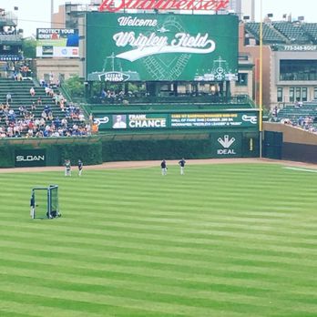 Chicago Cubs - Professional Sports Teams Near Me - Chicago, Illinois