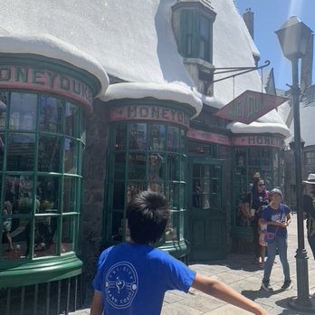 Hogsmeade - Amusement Parks Near Me - Universal City, California Hogsmeade - Amusement Parks Near Me - Universal City, California