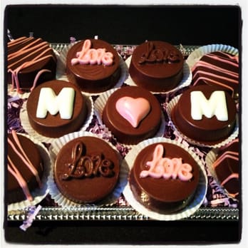 Love Couture Candy - Love Mom Chocolate Covered Oreos - Party & Event Planning Near Me - Fairfax, Virginia