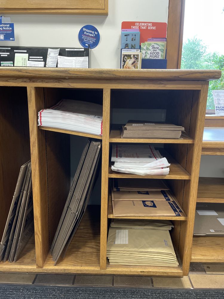 US POST OFFICE Updated September 2024 25 Stickney Ter, Hampton, New