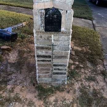 Cowans Crete - The front of mailbox - Masonry/Concrete Near Me