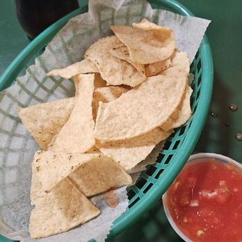 De Los Altos Grill - Chips and salsa - Mexican Near Me - Milpitas, California