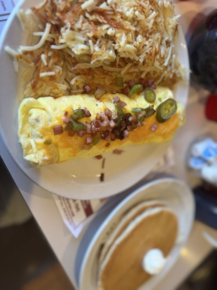 Food from Road Dawg Family Restaurant