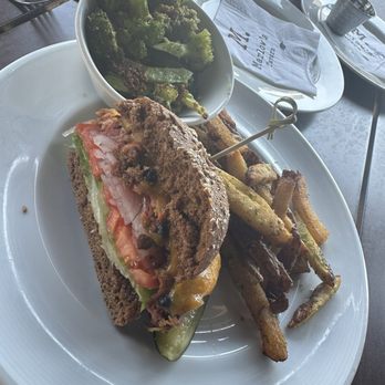 Marlow's Tavern - Veggie burger with fries and broccoli - New American Near Me - Peachtree Corners, Georgia Marlow's Tavern - Veggie burger with fries and broccoli - New American Near Me - Peachtree Corners, Georgia