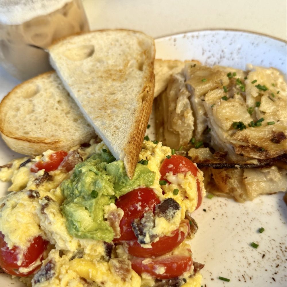 Great Maple - Smoked Bacon Scramble - New American Near Me - Newport Beach, California