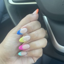 C C Nails