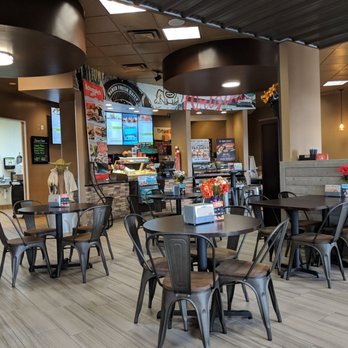 Schlotzsky's - Interior - Delis Near Me - Moore, Oklahoma