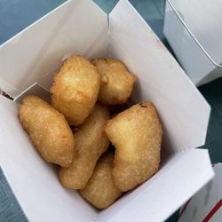Mendon Mini Golf and Snack Bar - Fried cheese curds- these were really good, but how could they not be! It's fried cheese!