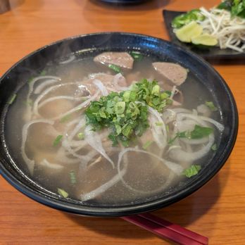 Pho Lovers - Beef combo pho - Vietnamese Near Me - Sunnyvale, California Pho Lovers - Beef combo pho - Vietnamese Near Me - Sunnyvale, California