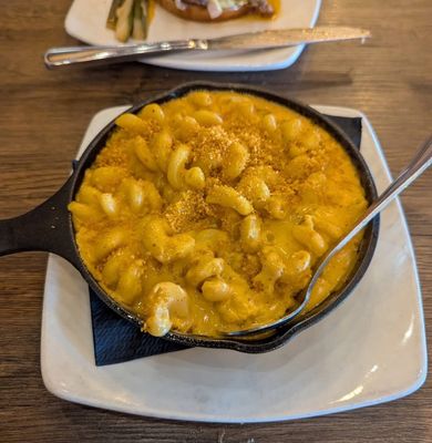 Cornbred Barbecue by null